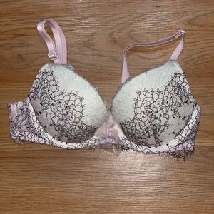 Victoria’s Secret Dream Angels Push Up Bra